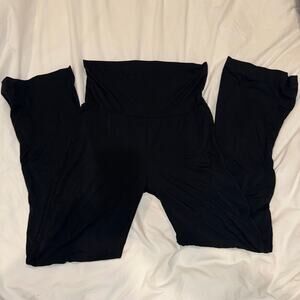 NWT black Commando flare yoga pants size large